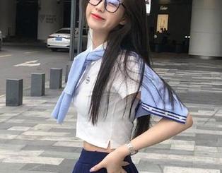 51吃瓜今日吃瓜必吃，小姐姐私藏的热门线路尽在网页里