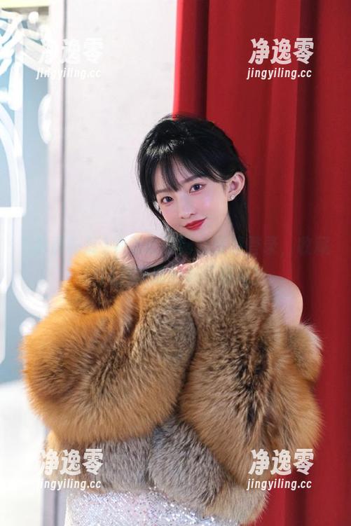 免费吃瓜网站便捷登录，收藏热门八卦瓜轻松不停歇！
