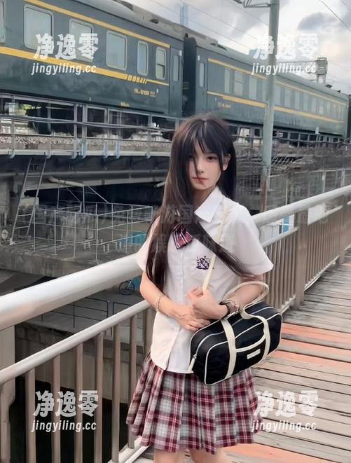 免费畅游国产吃瓜，感受最地道的娱乐瓜味道