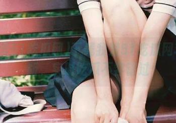 下载我爱51吃瓜网苹果版，实时吃瓜不容错过
