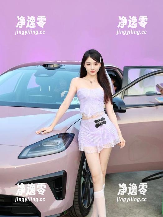 黑料718 女生角度解析黑料718最新更新,吃瓜更有趣!