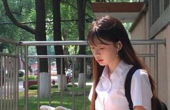 下载黑料718app，第一时间掌握最劲爆的娱乐黑料718